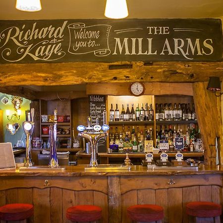 The Mill Arms Hotel Romsey Exterior photo
