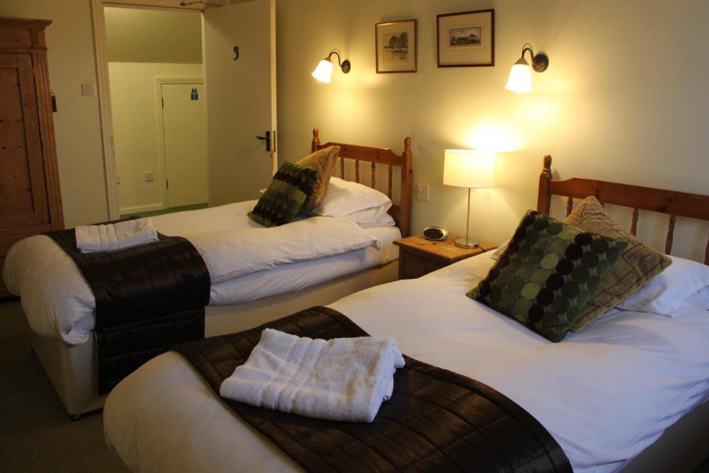 The Mill Arms Hotel Romsey Room photo