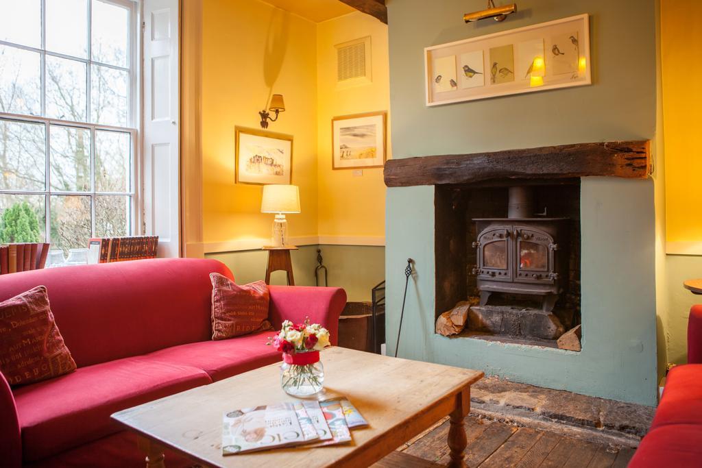 The Mill Arms Hotel Romsey Exterior photo